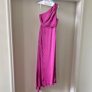 Elegant One-Shoulder Orchid Pink Dress